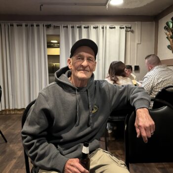Previous thumb